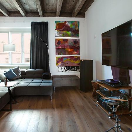 Contemporary Apartment With Fireplace & Terrace بانْشكا بيشتريتْسا المظهر الخارجي الصورة